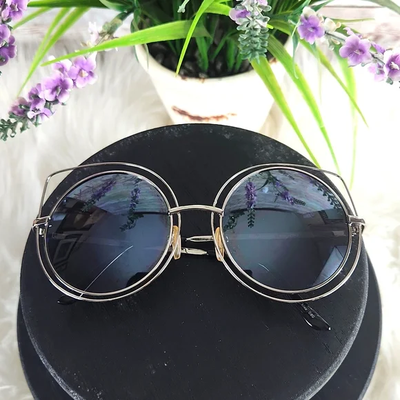 Fashion Sunglasses, round with wire rims!!! - Picture 3 of 3